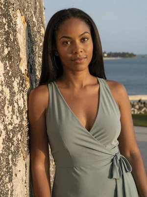 Danielle, 28, Bahamian woman from Nassau at Fort Charlotte with ocean view - Latin 312 Dating profile